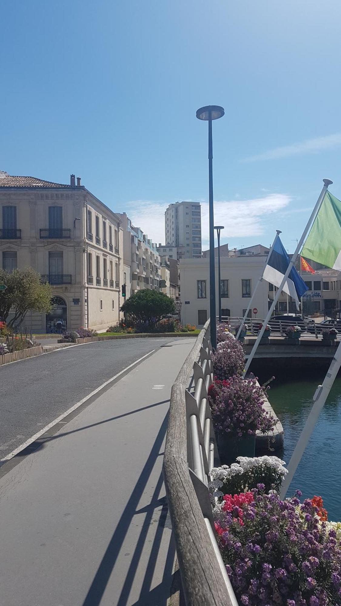 Le Beausoleil Lägenhet Sète Exteriör bild